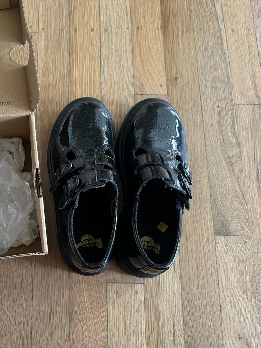 Dr. Martens Kids 8065 Mono J Black Patent Mary Jane -  US Girls 4 / EU 34 - EUC